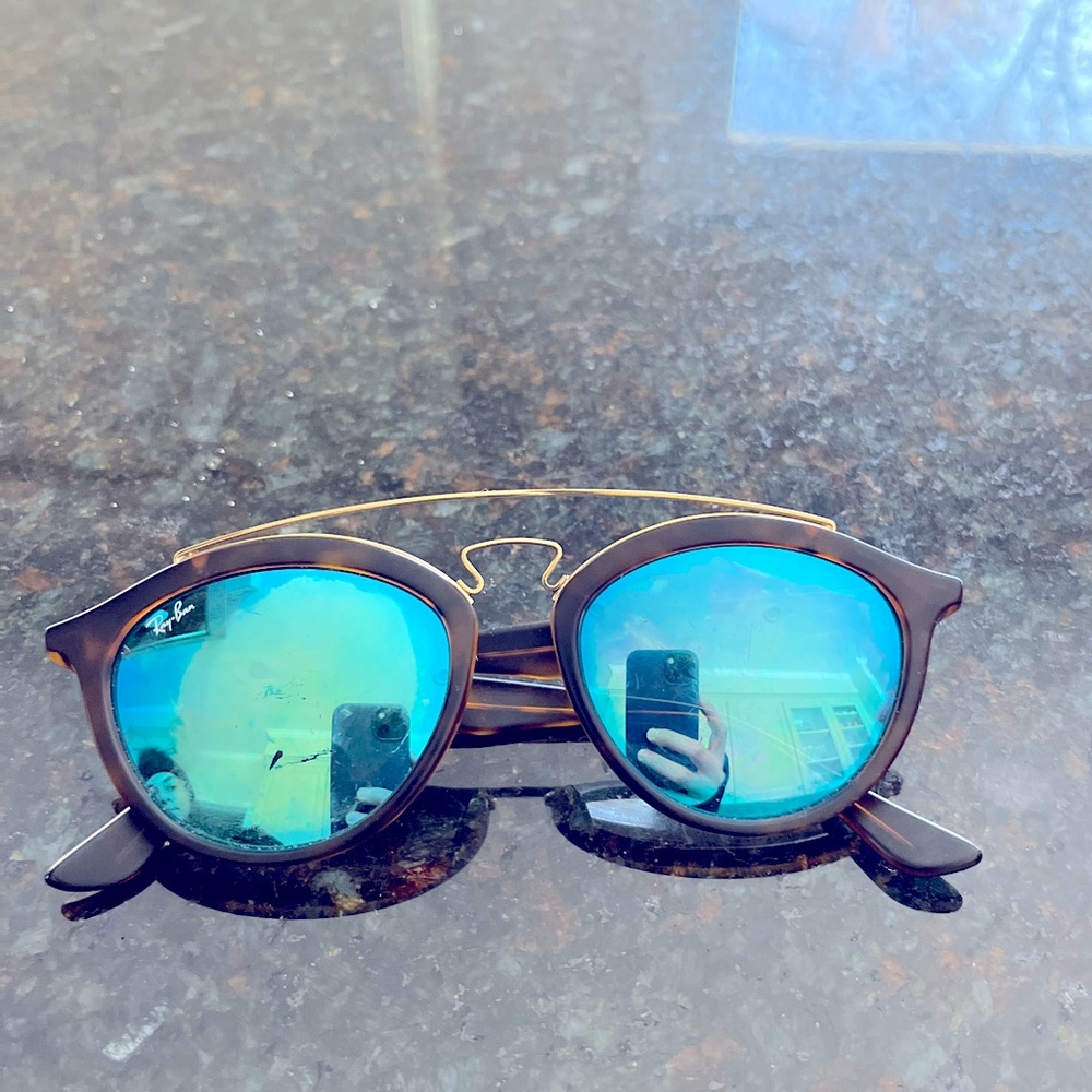 Raybands